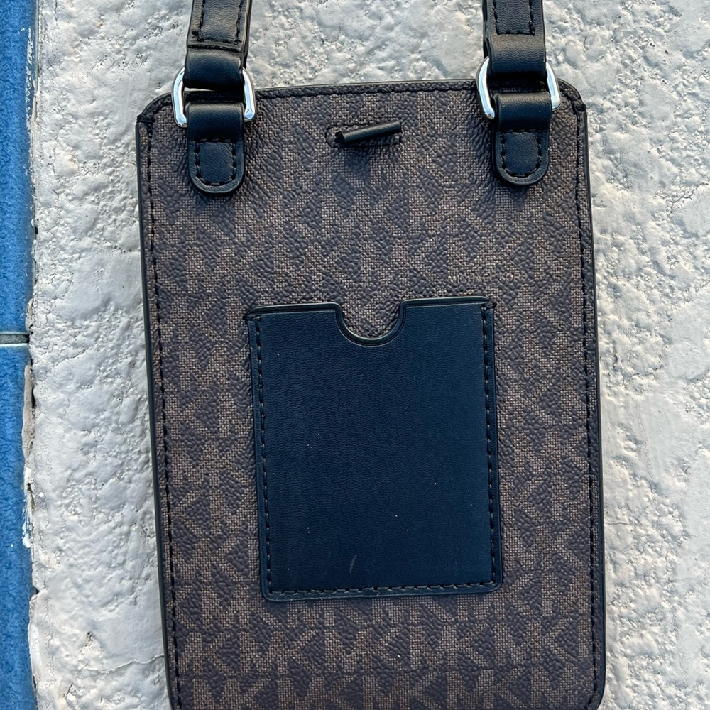 Michael Kors Signature Phone Sleeve handbag - Picture 7 of 15